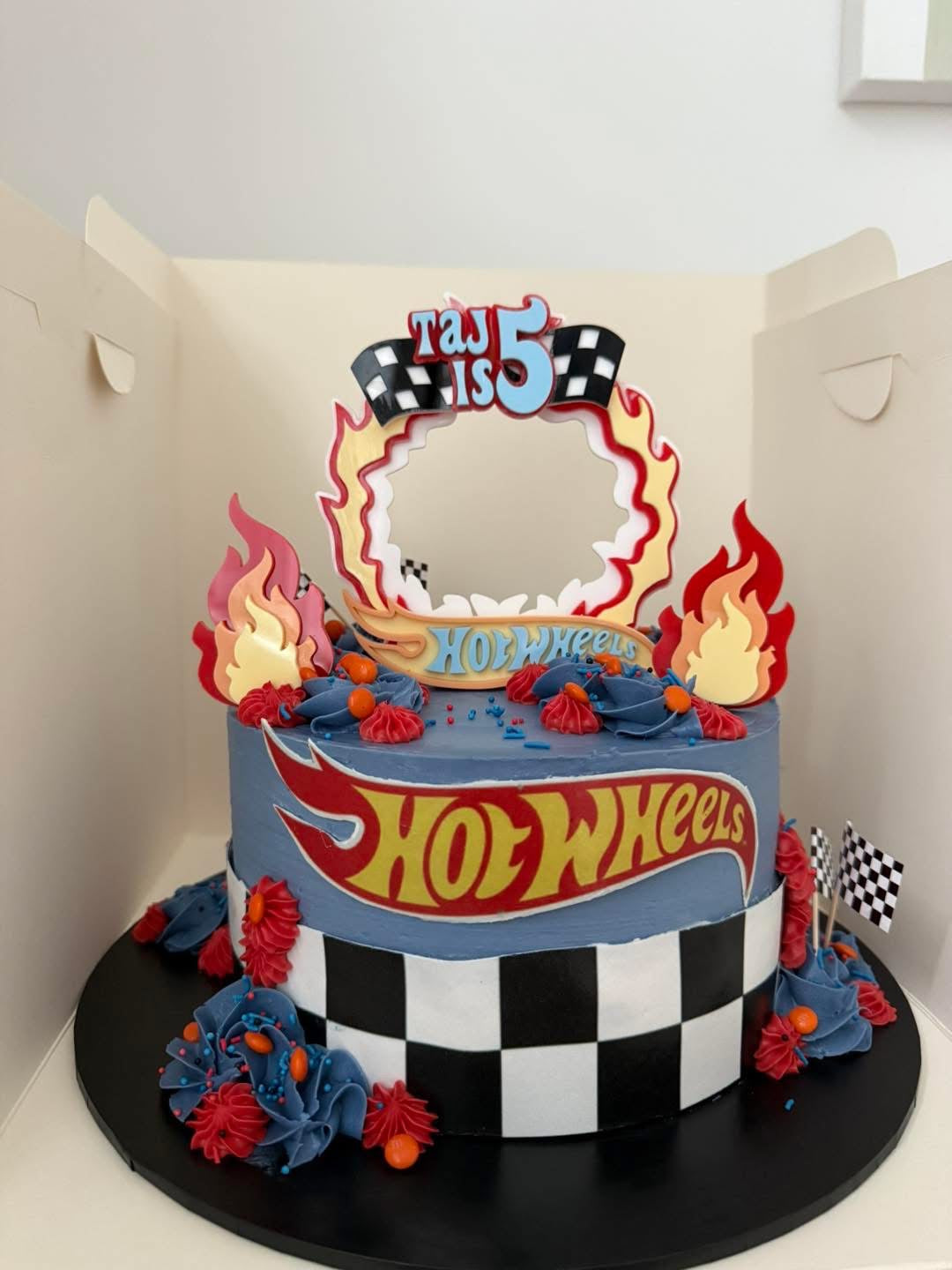 Personalised Hot Wheels Cake Topper