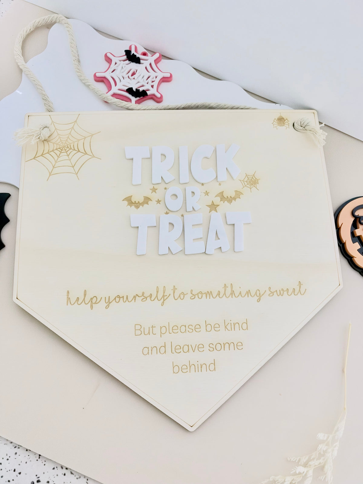 Trick or Treat sign