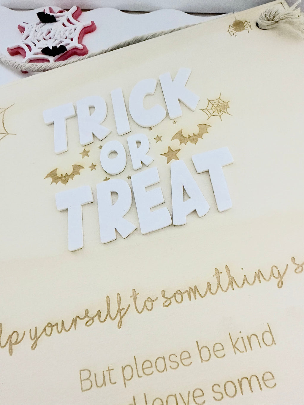 Trick or Treat sign